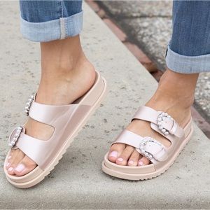 Weeboo Faux Pearl Buckle Open Toe Slip On Slide Sandals